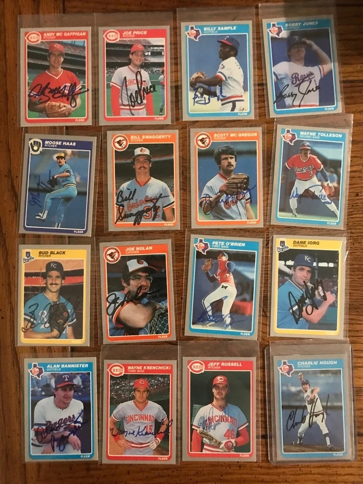 Charlie Hough Autograph 1985 Fleer (Sale Is For One Card In Title) (5955) - Image 1 of 1