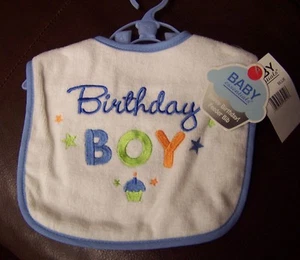 NUEVO CON ETIQUETAS con etiqueta y percha Baby Essentials CUMPLEAÑOS NIÑO Alimentador BAB - Imagen 1 de 2