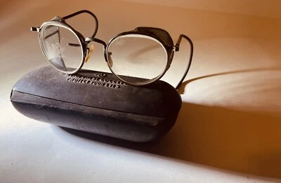 Antiguo AO Steampunk Gafas Industriales Motocicleta Aviador Gafas Estuche de Metal Foto 1 de 4