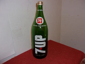 DE COLECCIÓN 7UP VIDRIO VERDE 32 OZ DEVOLUCIÓN DE REFRESCO PARA BOTELLA DE DEPÓSITO con TAPA... - Imagen 1 de 7