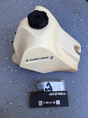 Can Am 560 500 Sonic 1986 86 Gas Tank W Replacement Acerbis Petcock Foto 1 de 4