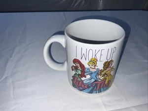 Taza de café Disney Princess me desperté como esta 20 oz blanca Ariel Cenicienta Belle - Imagen 1 de 6
