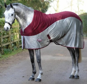 WeatherBeeta Micro-Air Cooler Standard Neck Microfleece& Mesh Sweat Rug Burgundy - Picture 1 of 10
