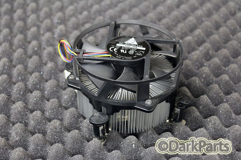 Delta 129-308 Socket 775 Heatsink & Fan AFB0912VH Cooler - Immagine 1 di 1