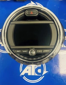 MINI (BMW) MINI Mk3 (F55/F56/F57) SERVICIO DE REEMPLAZO DE PANTALLA DE RADIO DISPLAY - Imagen 1 de 9