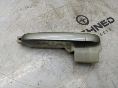 2010-2011 Kia Soul+ Rear Right Exterior Door Handle 82660-2K030 OEM - Image 1 of 4