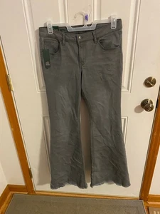 NUEVO JEANS MUJER TALLA 12 WILD FABLE TIRO ALTO ACAMPANADOS GRIS LAVADO - Imagen 1 de 10