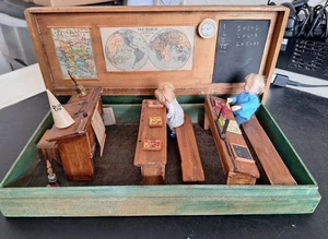 Cute Mid 1900's Class Room Dolls house/Dollshouse Diorama/Room Box - Picture 1 of 18