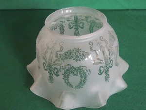 Antique 3 7/8" Fitter Crystal Glass Etched Wreath Gas Banquet Shade Victorian - Picture 1 of 9