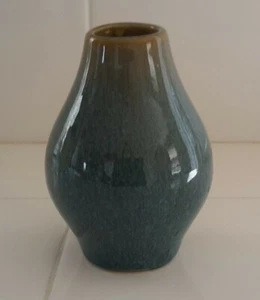 Vintage? Blue Bud Vase Pottery 5" Height Hand Made EUC - Picture 1 of 3
