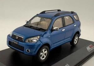 1/43 Toyota RUSH car model - Picture 1 of 3