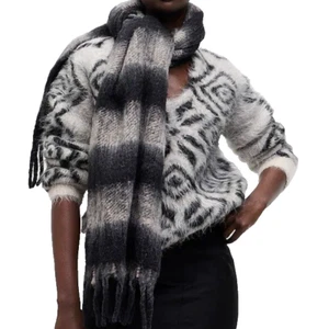 J Crew Scarf Striped Black Gray Fringe Soft Women Winter Accessory - Picture 1 of 8