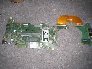 DYNABOOK TECRA A40-G 10TH GEN MOTHERBOARD P/N FUZ2SY1 A4607A REF SS1 - Picture 1 of 2