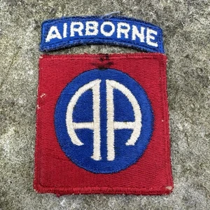 ORIGINAL WWII WW2 US 82nd Airborne Division Sleeve Patch & Tab - Unissued - Picture 1 of 2