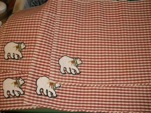 Lote de 4 manteles individuales a rayas rojas y blancas oso polar 12,5"x18" usados en excelente estado (su105) - Imagen 1 de 3