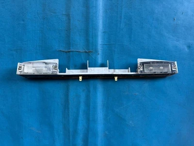 1999 to 2007 Rover 75 & MG ZT Saloon Rear Number Plate Light Unit (XFC000220MMM) - Image 1 of 2