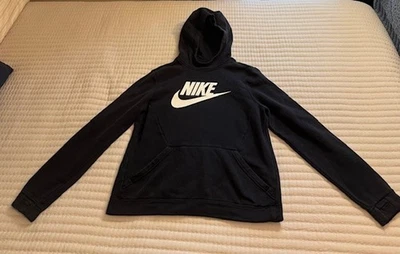Nike Hoodie Youth Boys XL Black Pullover Sweatshirt Swoosh Logo Kangaroo Pocket - Image 1 of 4