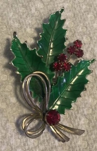 Vintage St. Labre Gold Tone Enamel, Pronged Rhinestone Holly Berry Christmas Pin - Picture 1 of 4