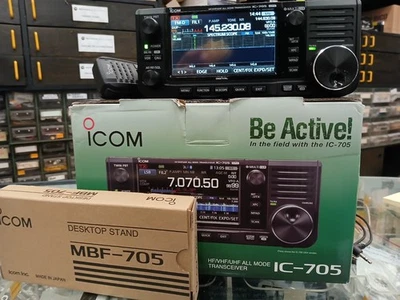 Ricetrasmettitore Hf-50-144-430mhz  ICOM IC-705 - Stand MBF-705  - Image 1 of 4