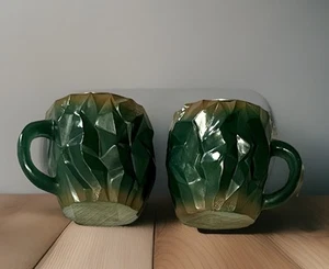 2er Set grüne Harz wie Mineral Kristall Kaffeetassen mit Metalleinsatz - Bild 1 von 6