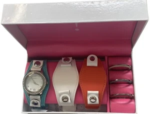 Isaac Mizrahi Live Watch Set Mujer Tono Plateado 3 en 1 Silicona Intercambiable - Imagen 1 de 5