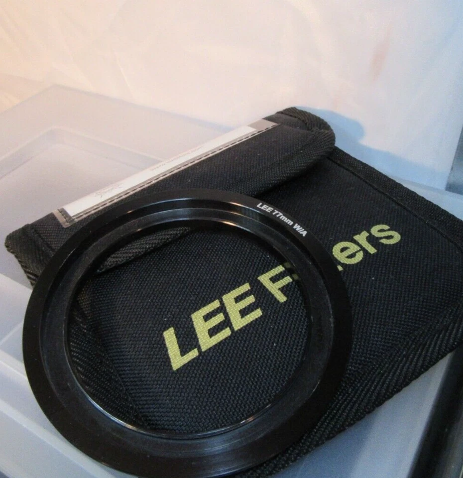 LEE Filters 77mm W/A Lens Adaptor Ring for LEE Filter Holder System - Image 1 of 1