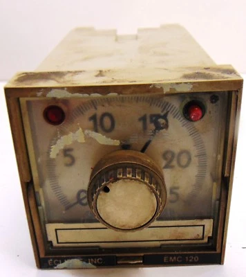 ECLPISE INC TEMPERATURE CONTROLLER  EMC120 TYPE K - Image 1 of 4