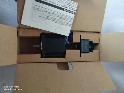 VEXTA SMK237A-A Synchronous Motor,New, Fedex/UPS fast shipping - Image 1 of 4