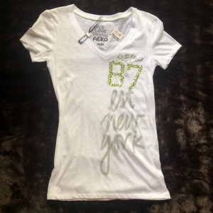 NWT M Aero Aeropostale 87 White Live Love Dream Sleep Shirt - Picture 1 of 3