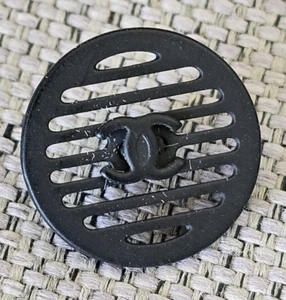 VINTAGE COCO CHANEL PARIS FRANCE 14mm BLACK METAL BUTTON ORIGINAL 100% AUTHENTIC - Picture 1 of 3