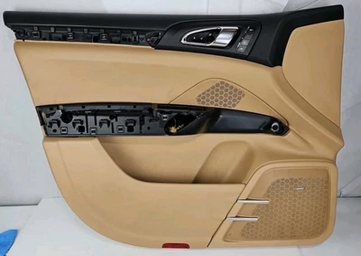11-18 Porsche Cayenne 958 Front Left Driver Side Interior Door Panel Beige Black - Image 1 of 4