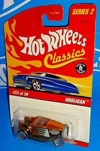 Hot Wheels Classics 2006 Serie 2 #23 Hooligan Dorado con GY5SP - Imagen 1 de 2