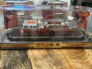 Code 3 Aerialscope Fire Department of New York 2000 Limited Edition #12730 - Picture 1 of 5