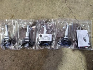 2023 2024 2025 Dodge Ram OEM New Mopar TIRE TRAILER TPM SENSOR KIT 68600218AA - Picture 1 of 6