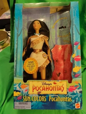 Muñeca Barbie Mattel Disney 1995 Pocahontas Sun Colors #13328 de colección nueva en caja Foto 1 de 4