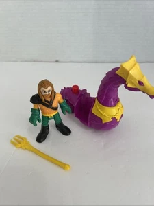 Imaginext DC Super Friends Aquaman & Seahorse Action Figure 3” - Picture 1 of 6