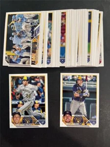 2023 Topps Milwaukee Brewers Team Set Serie 1 2 Update 35 Karten - Bild 1 von 1