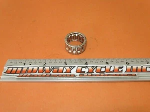 SUZUKI 71 - 81 TS185 GT550 NOS OEM CRANKSHAFT ROD BEARING 09263-22032  jh - Picture 1 of 4