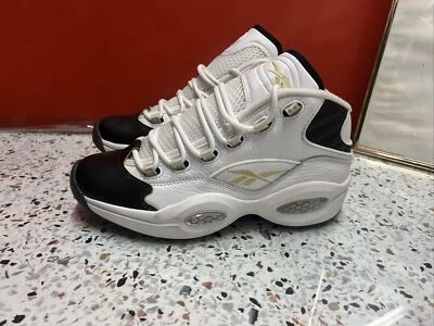 Size 9- Reebok Question Mid Respect My Shine 2020 - Image 1 of 4