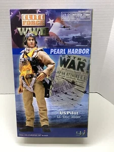 @ BBI 12” Elite Force Segunda Guerra Mundial Pearl Harbor Piloto de Estados Unidos Teniente Doc Miller Figura Sin usar, en caja - Imagen 1 de 10