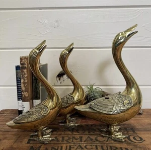 Vintage Brass Geese (3) Mother Goose & Babies Removable Wing Trinket Box Incense - Picture 1 of 9