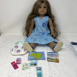 American Girl GOTY 2011 Kanani Akina Hawaiian 18" Doll in Floral Dress Bonus - Picture 1 of 24