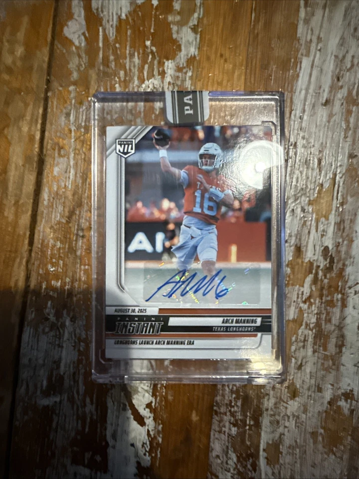 Arch Manning 2025 Panini NIL 德克萨斯州发射时代 🚀AUTO/99 现货 — 第 1/4 张图片