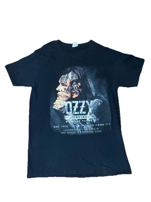 Camiseta No More Tours 2 2018 Ozzy Osbourn talla mediana 17,5 PTP de 28 pulgadas de largo Foto 1 de 4