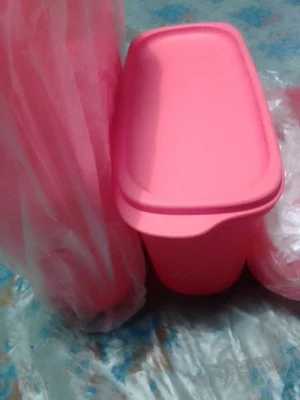 contenitori in plastica con coperchio Tupperware - Immagine 1 di 4