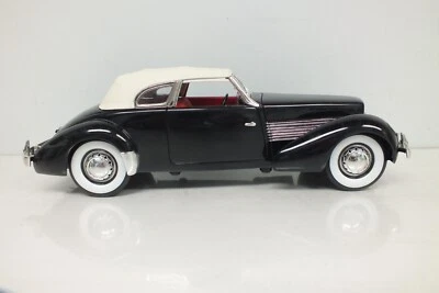 1937 Cord Supercharged Signature 1:18 Die Cast - Image 1 of 4