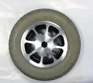 Conjunto de rueda motriz izquierda silla de ruedas eléctrica Merits Gemini P301 usada 3,00-8 - Imagen 1 de 4