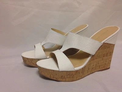 Sandalia Ivanka Trump Hotty Cuña Deslizable 9 M Cuero Blanco Nueva con Caja Foto 1 de 4