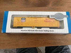 Bachmann-50' Stl Reefer UP - HO - Picture 1 of 2