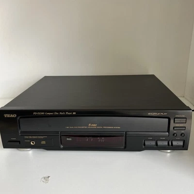 VINTAGE TEAC PD-D2380 5 COMPACT DISC CD PLAYER~FULLY TESTED - Image 1 of 4